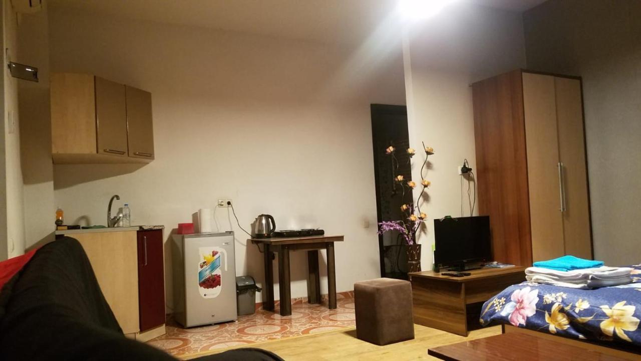 Overnight Flat In Tbilisi Exterior foto